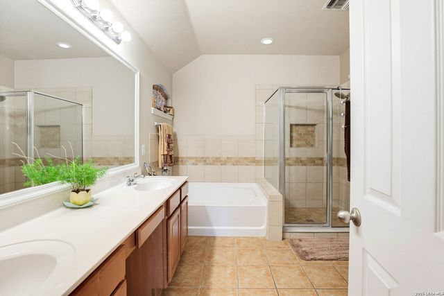 9230 Scotford, Helotes, TX 78023