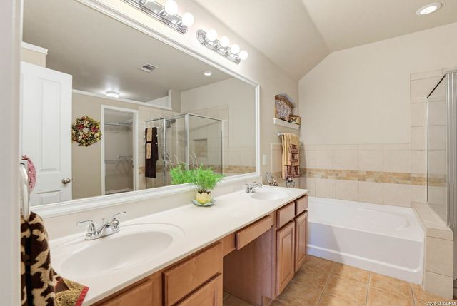 9230 Scotford, Helotes, TX 78023