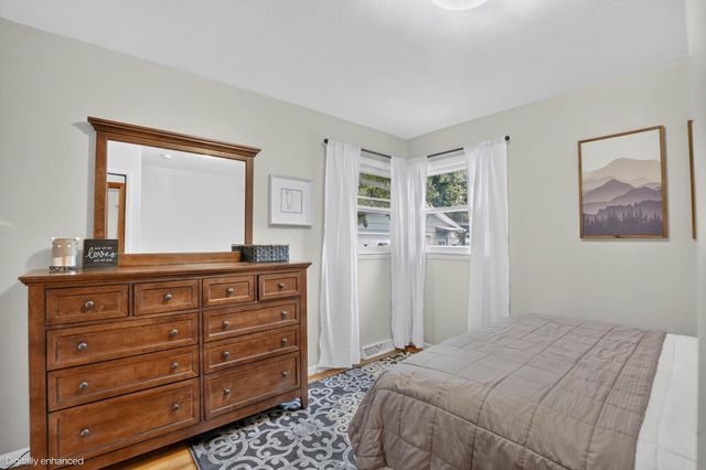 3701 Knoll Ridge, Cedar Falls, IA 50613