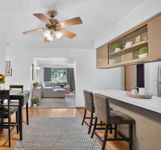 3701 Knoll Ridge, Cedar Falls, IA 50613
