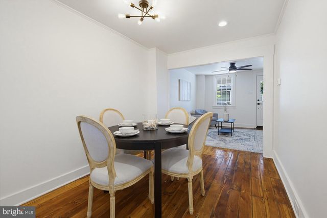 16 N LOCUST ST, Lititz, PA 17543