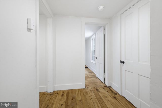 16 N LOCUST ST, Lititz, PA 17543