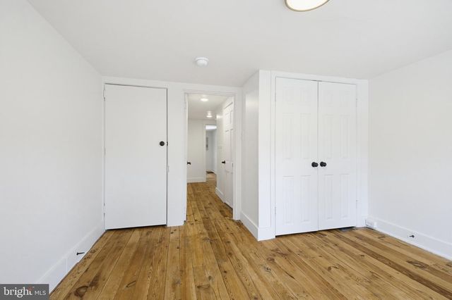 16 N LOCUST ST, Lititz, PA 17543