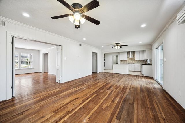 2506 Avalon Place, Houston, TX 77019