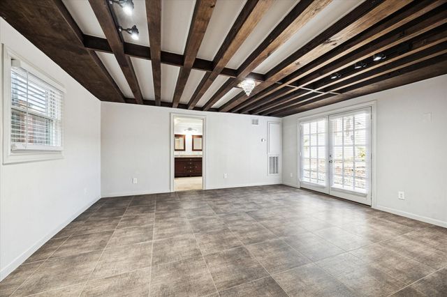 2506 Avalon Place, Houston, TX 77019