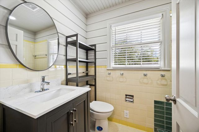 2506 Avalon Place, Houston, TX 77019