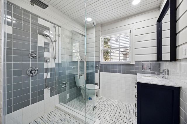 2506 Avalon Place, Houston, TX 77019