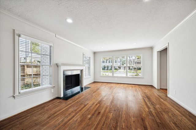 2506 Avalon Place, Houston, TX 77019