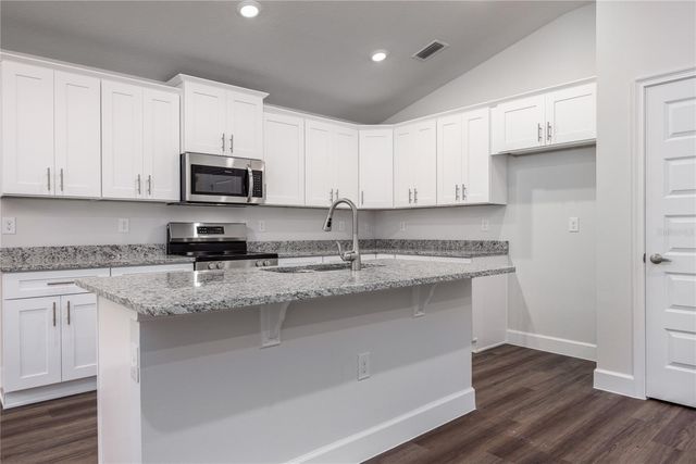 2602 SW 250TH TERRACE, Newberry, FL 32669