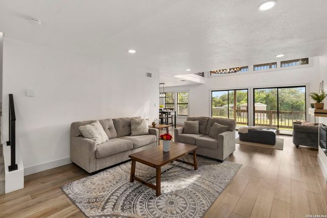 28003 Yodel Hil, San Antonio, TX 78260