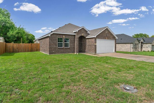 3830 McDougal Street, Greenville, TX 75401