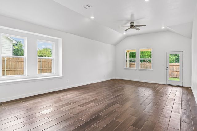 3830 McDougal Street, Greenville, TX 75401