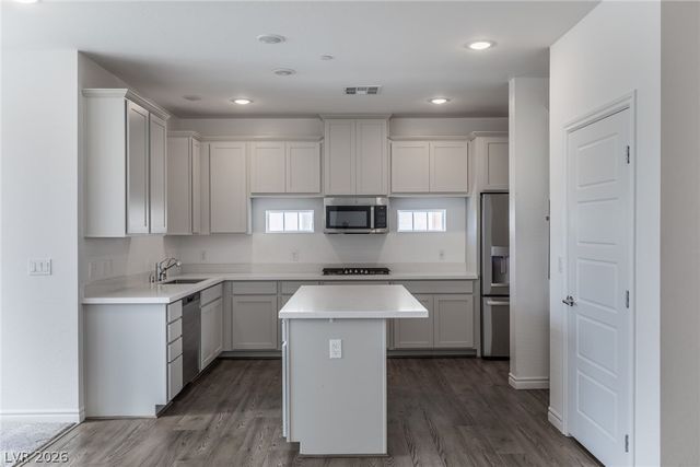 2555 Hampton Road 8206, Henderson, NV 89052