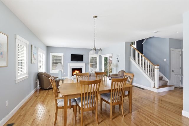 7 Green Ash Trl, Plymouth, MA 02360