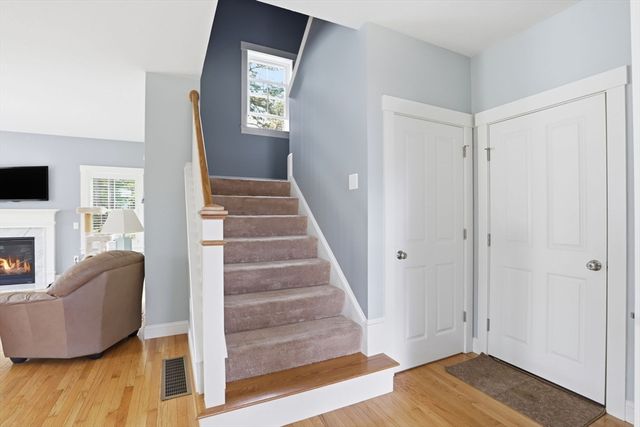 7 Green Ash Trl, Plymouth, MA 02360