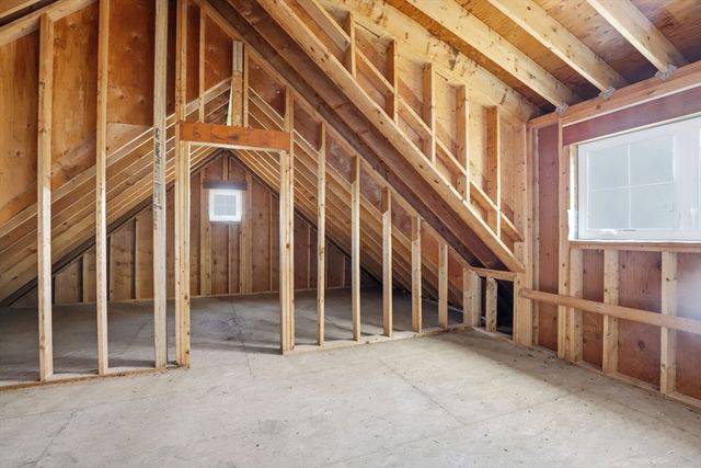 7 Green Ash Trl, Plymouth, MA 02360