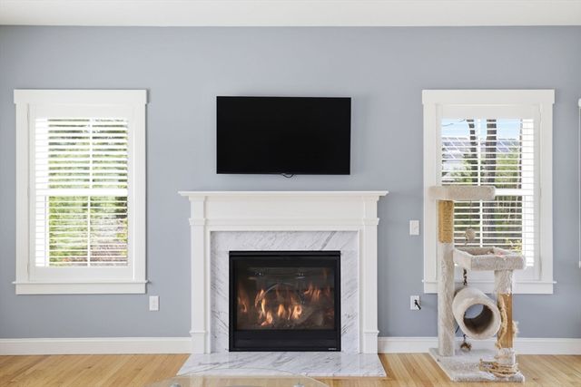 7 Green Ash Trl, Plymouth, MA 02360