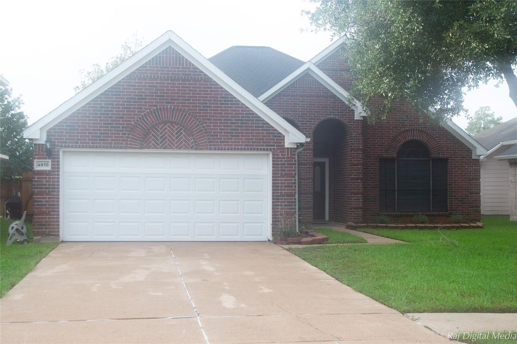 4918 Pinder Lane, Pearland, TX 77584