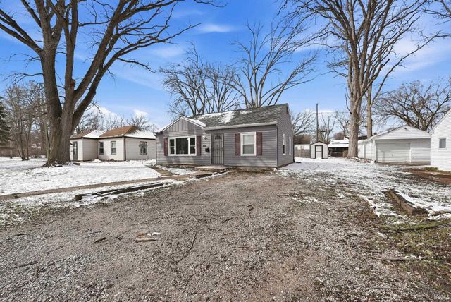 4508 SW Anthony Wayne Drive, Fort Wayne, IN 46806