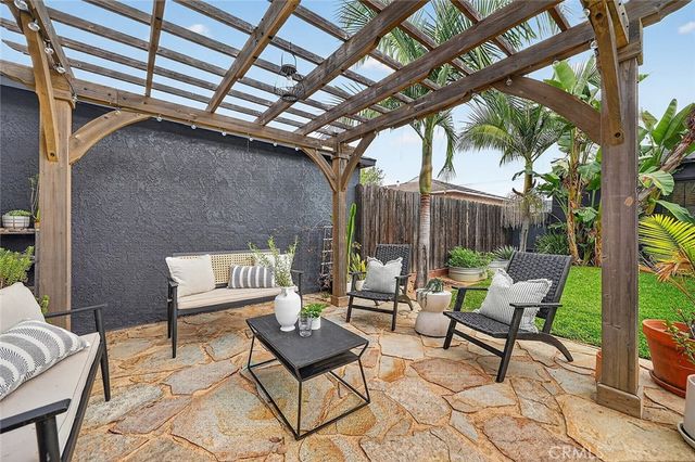 4333 Maury Ave, Long Beach, CA 90807