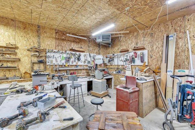 3020 STH 57, De Pere, WI 54115