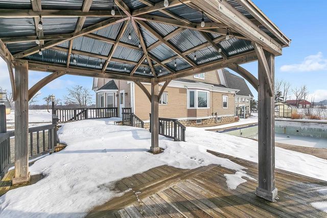 3020 STH 57, De Pere, WI 54115