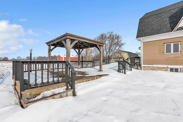 3020 STH 57, De Pere, WI 54115