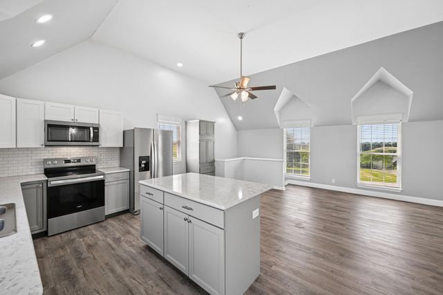 805 Humes Ridge Road, Williamstown, KY 41097
