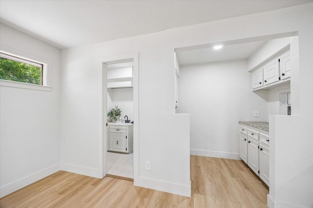 190 Dawns Edge Drive, Conroe, TX 77356