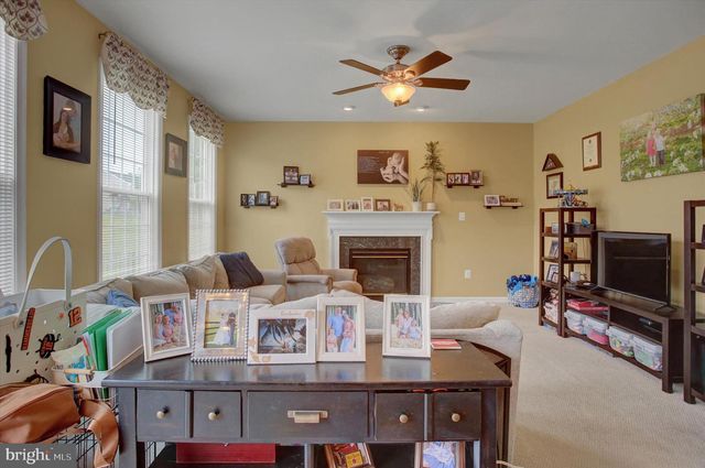 12382 N WELTY RD, Waynesboro, PA 17268