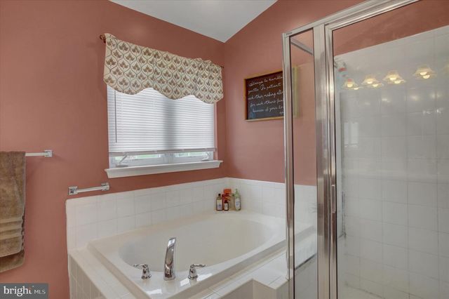 12382 N WELTY RD, Waynesboro, PA 17268