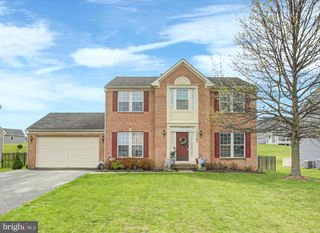 12382 N WELTY RD, Waynesboro, PA 17268