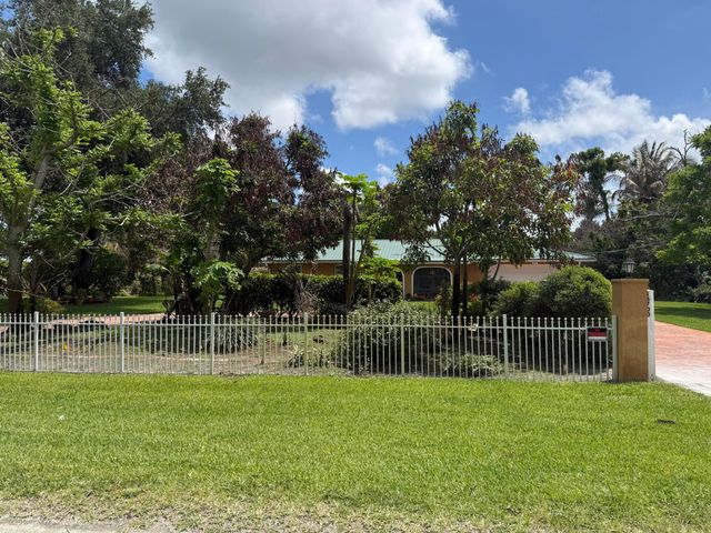 16700 E Alan Black Boulevard E, The Acreage, FL 33470