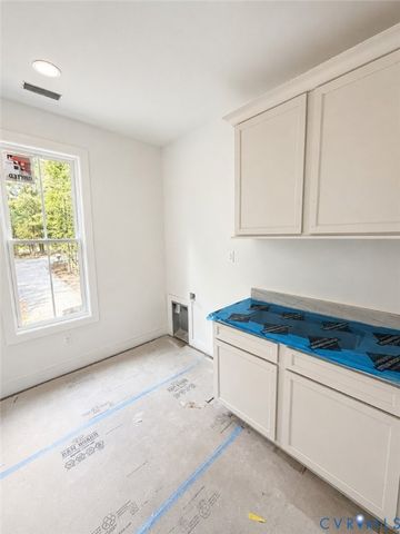 561 Rockford Rd, Goochland, VA 23103