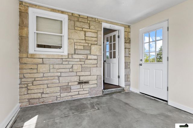 6002 W Adams Street, Lincoln, NE 68524