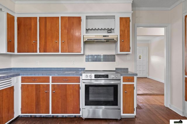 6002 W Adams Street, Lincoln, NE 68524
