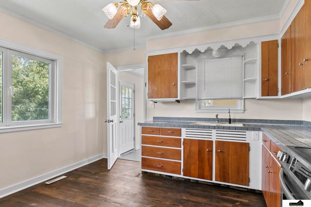 6002 W Adams Street, Lincoln, NE 68524