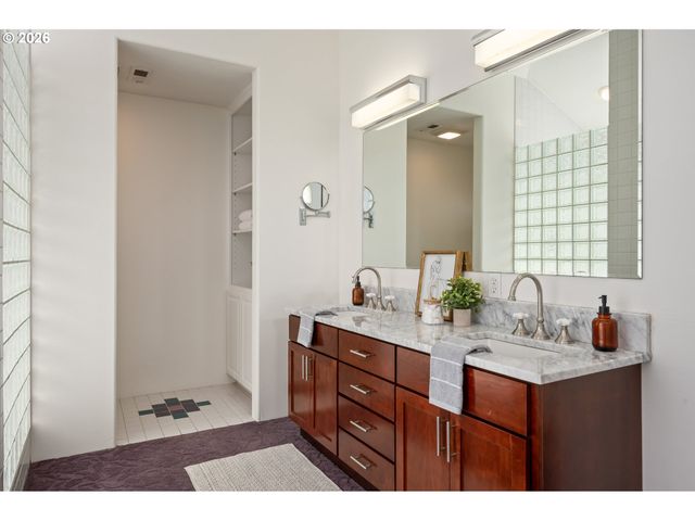 4015 SPRING KNOLL Dr, Eugene, OR 97405