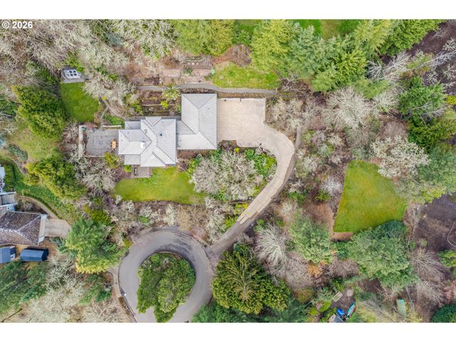 4015 SPRING KNOLL Dr, Eugene, OR 97405