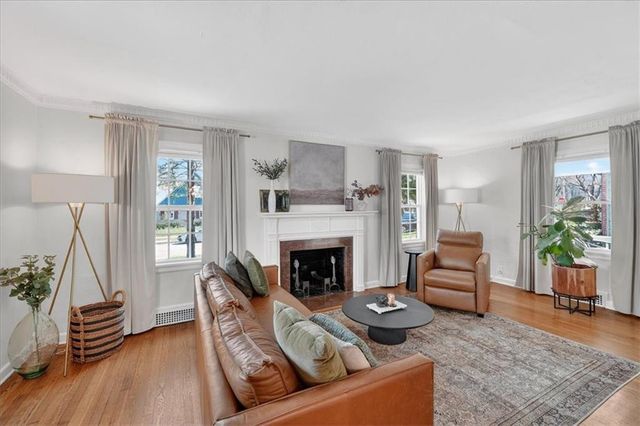 6846 Locust Street, Kansas City, MO 64131