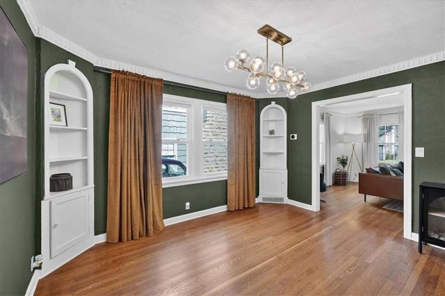 6846 Locust Street, Kansas City, MO 64131