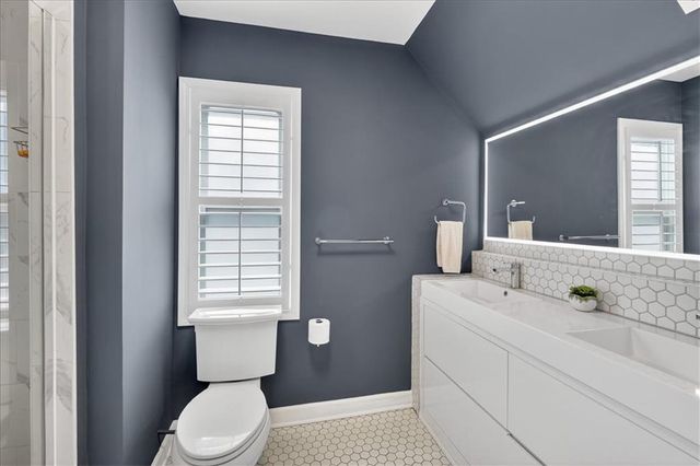 6846 Locust Street, Kansas City, MO 64131