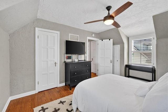 6846 Locust Street, Kansas City, MO 64131