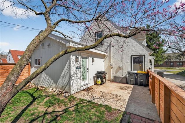 6846 Locust Street, Kansas City, MO 64131