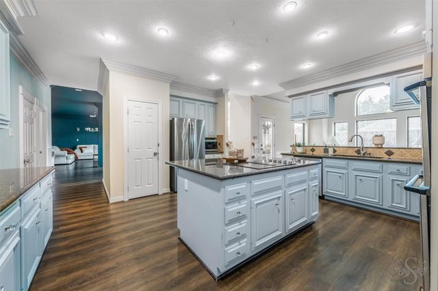 1519 Pebble Chase Drive, Katy, TX 77450