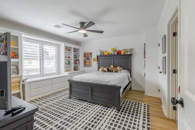 1519 Pebble Chase Drive, Katy, TX 77450