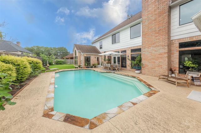 1519 Pebble Chase Drive, Katy, TX 77450