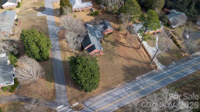 201 Hillcrest Drive, Winnsboro, SC 29180