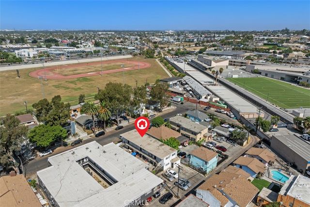 1868 Gardenia Avenue, Long Beach, CA 90806