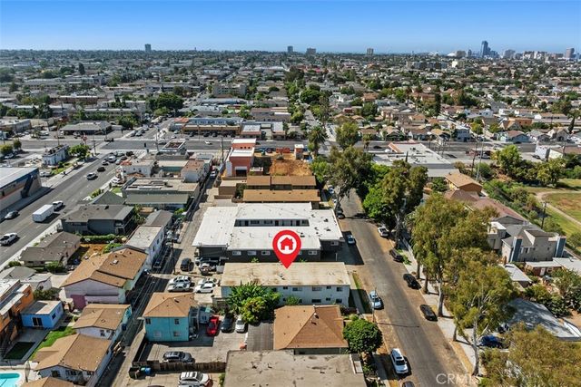 1868 Gardenia Avenue, Long Beach, CA 90806